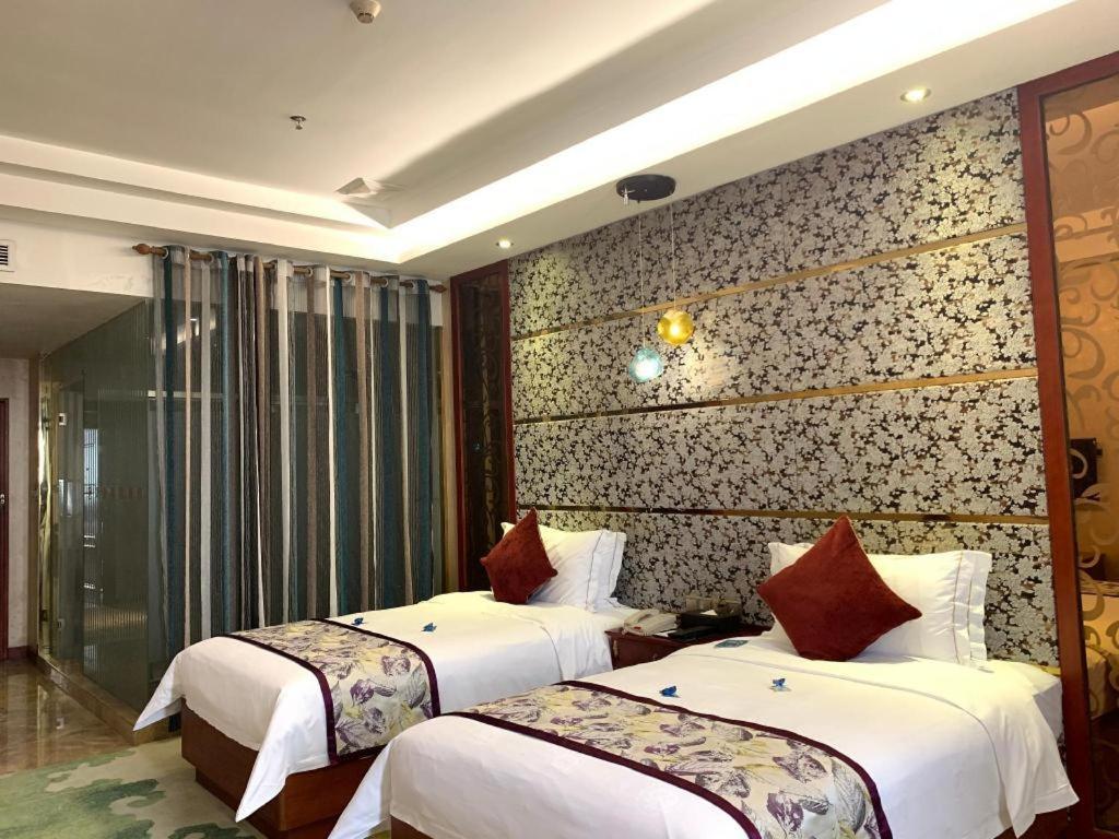 Shenzhen Kai Long International Hotel Exterior photo