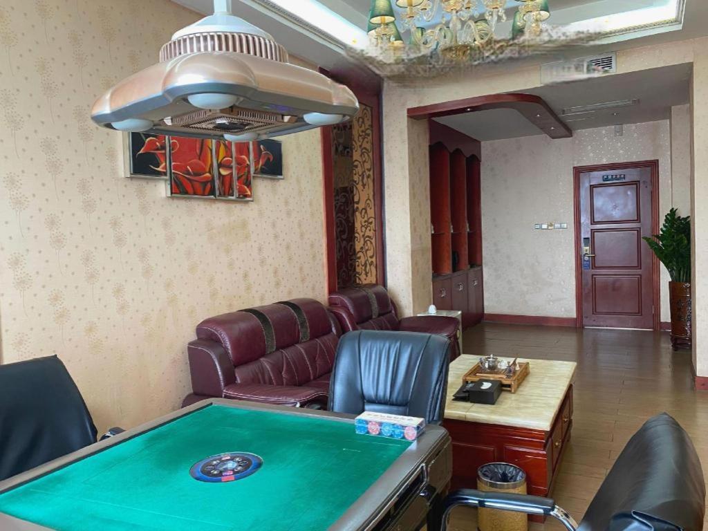 Shenzhen Kai Long International Hotel Exterior photo