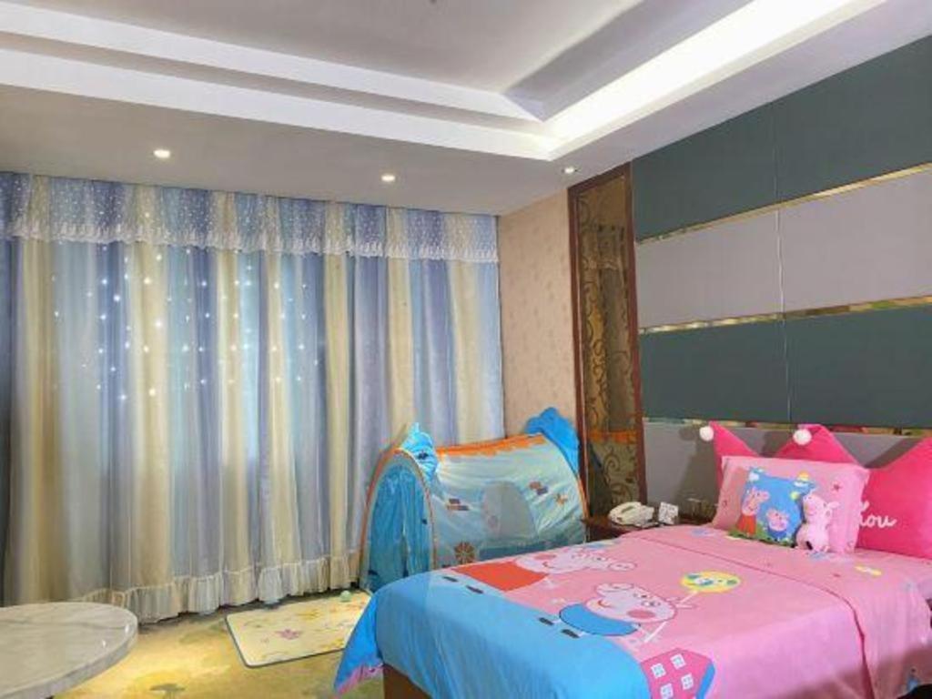 Shenzhen Kai Long International Hotel Exterior photo